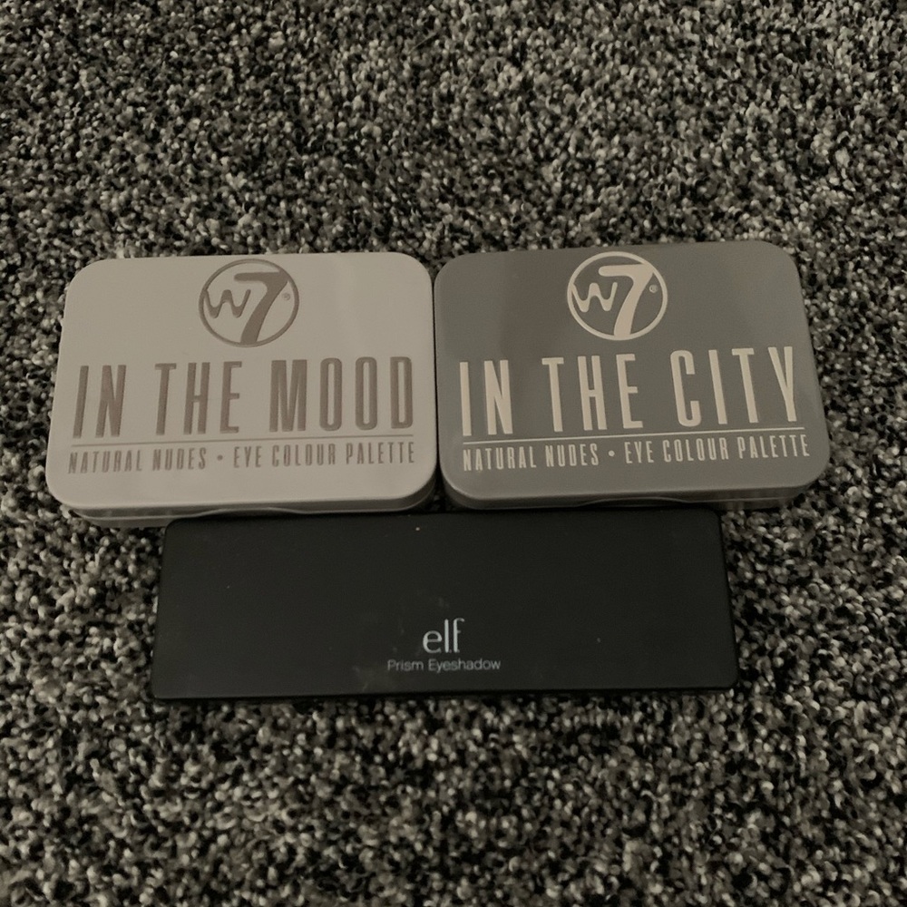 Eyeshadow pallets bundle
